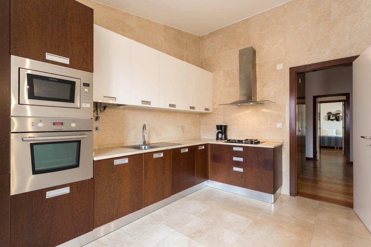 ליסבון Alfama Modern Two-Bedroom Apartment W/ River View And Parking - By Lu Holidays מראה חיצוני תמונה