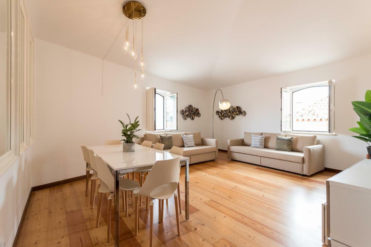 ליסבון Alfama Modern Two-Bedroom Apartment W/ River View And Parking - By Lu Holidays מראה חיצוני תמונה